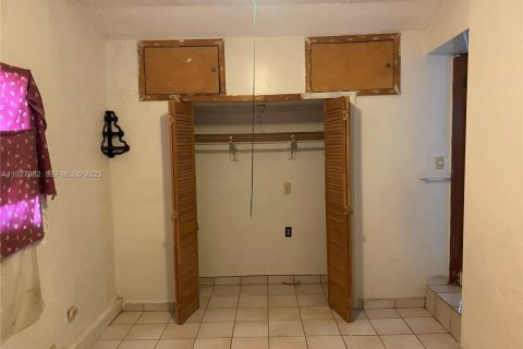 Villa ou maison à vendre à Miami, Floride: 2 chambres, 146.6 m2 № 1986892 - photo 17