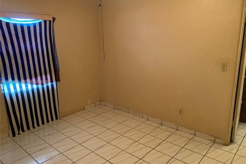 Villa ou maison à vendre à Miami, Floride: 2 chambres, 146.6 m2 № 1986892 - photo 7