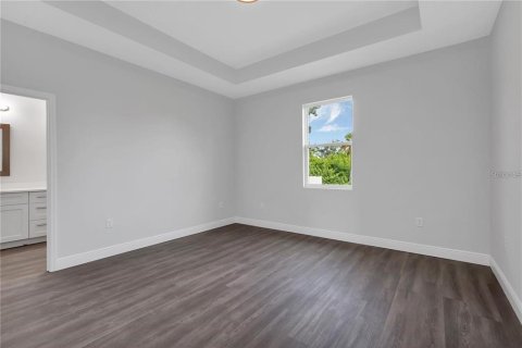 House in North Port, Florida 3 bedrooms, 140.1 sq.m. № 2239355 - photo 7