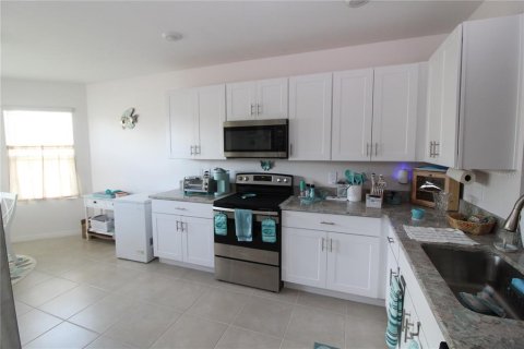 Casa en venta en Port Charlotte, Florida, 3 dormitorios, 162.02 m2 № 2386629 - foto 16
