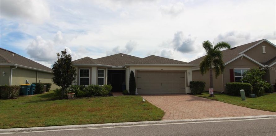Casa en Port Charlotte, Florida 3 dormitorios, 162.02 m2 № 2386629