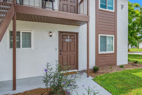 Appartement à Zephyrhills, Floride 2 chambres, 81.38 m2 № 2413992