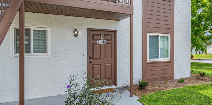 Appartement à Zephyrhills, Floride 2 chambres, 81.38 m2 № 2413992