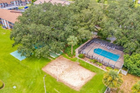 Appartement à louer à Zephyrhills, Floride: 2 chambres, 81.38 m2 № 2413992 - photo 30