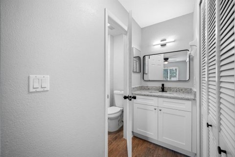 Appartement à louer à Zephyrhills, Floride: 2 chambres, 81.38 m2 № 2413992 - photo 20
