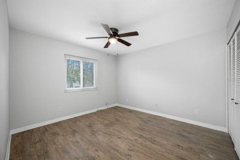 Appartement à louer à Zephyrhills, Floride: 2 chambres, 81.38 m2 № 2413992 - photo 15