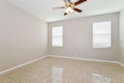 House in Kissimmee, Florida 4 bedrooms, 181.35 sq.m. № 1914508 - photo 9