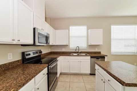 Villa ou maison à louer à Kissimmee, Floride: 4 chambres, 181.35 m2 № 1914508 - photo 7