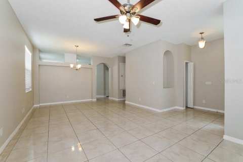 Villa ou maison à louer à Kissimmee, Floride: 4 chambres, 181.35 m2 № 1914508 - photo 4