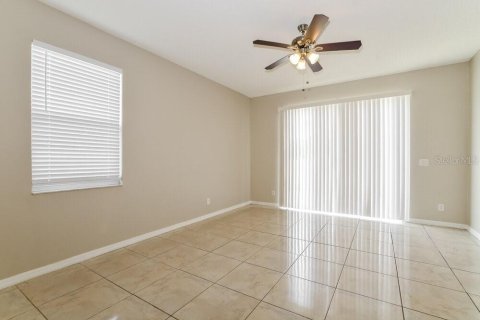 Casa en alquiler en Kissimmee, Florida, 4 dormitorios, 181.35 m2 № 1914508 - foto 5