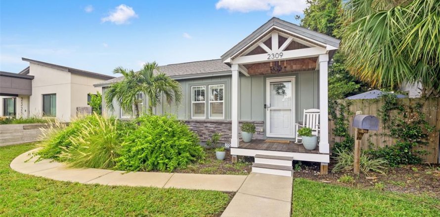 Casa en Saint Petersburg, Florida 3 dormitorios, 118.73 m2 № 1856174