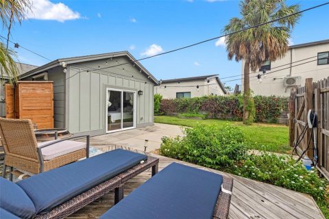 Casa en alquiler en Saint Petersburg, Florida, 3 dormitorios, 118.73 m2 № 1856174 - foto 25