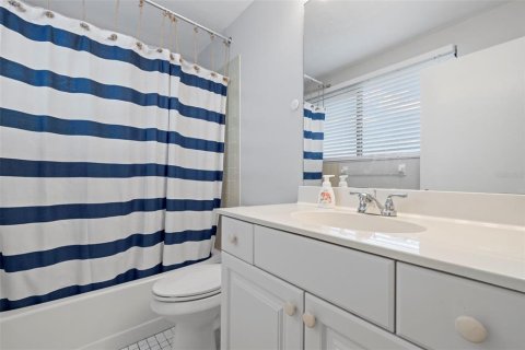 Condominio en venta en Cape Coral, Florida, 3 dormitorios, 163.88 m2 № 1843009 - foto 20