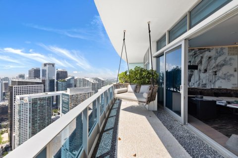 Condo in Miami, Florida, 3 bedrooms  № 1991995 - photo 28