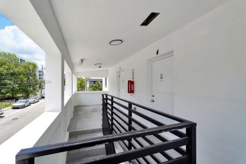 Immobilier commercial à vendre à Miami, Floride: 255.67 m2 № 2001360 - photo 27