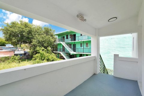 Immobilier commercial à vendre à Miami, Floride: 255.67 m2 № 2001360 - photo 24