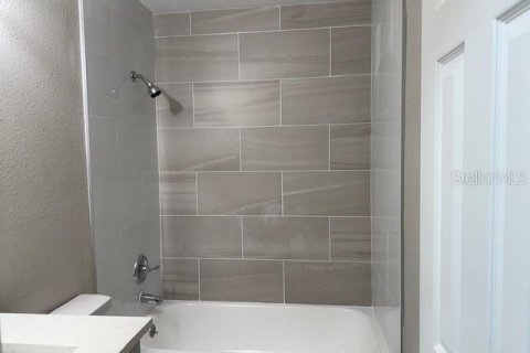 Casa en venta en Orlando, Florida, 4 dormitorios, 120.77 m2 № 1902286 - foto 21