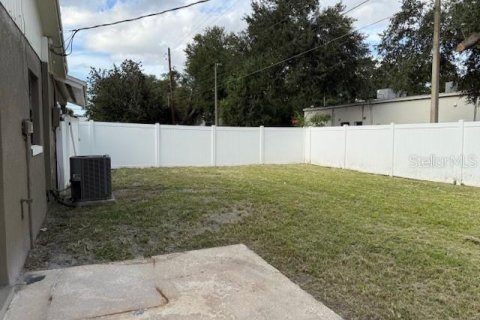 Casa en venta en Orlando, Florida, 4 dormitorios, 120.77 m2 № 1902286 - foto 6