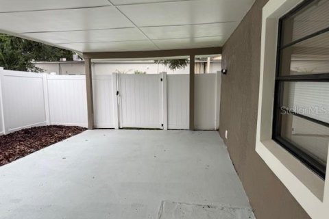 Casa en venta en Orlando, Florida, 4 dormitorios, 120.77 m2 № 1902286 - foto 9