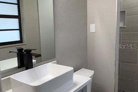 Casa en venta en Orlando, Florida, 4 dormitorios, 120.77 m2 № 1902286 - foto 24