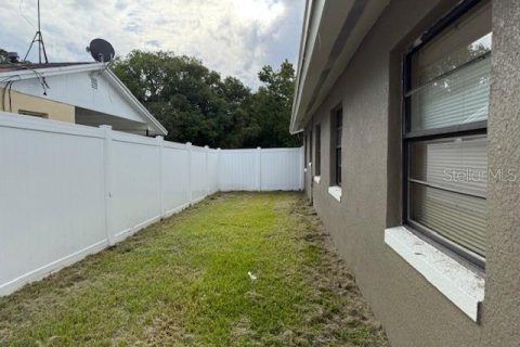 Casa en venta en Orlando, Florida, 4 dormitorios, 120.77 m2 № 1902286 - foto 8