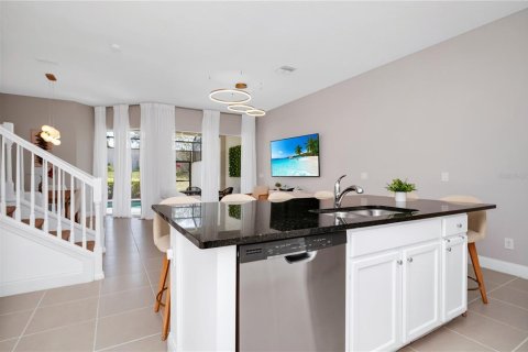 Touwnhouse à louer à Davenport, Floride: 5 chambres, 204.76 m2 № 2097270 - photo 5