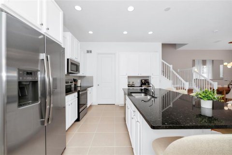 Touwnhouse à louer à Davenport, Floride: 5 chambres, 204.76 m2 № 2097270 - photo 3