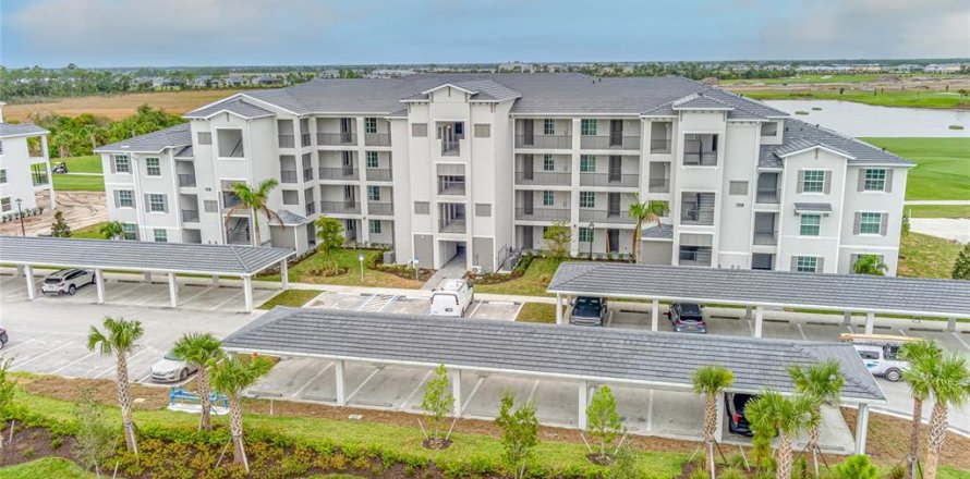 Condo à Venice, Floride, 3 chambres № 921677