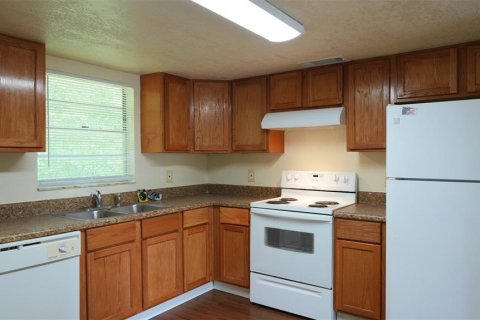 Apartment in Pinellas Park, Florida 2 bedrooms, 83.61 sq.m. № 2197188 - photo 7