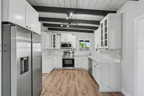 Villa ou maison à vendre à Dunedin, Floride: 3 chambres, 174.28 m2 № 2224522 - photo 20