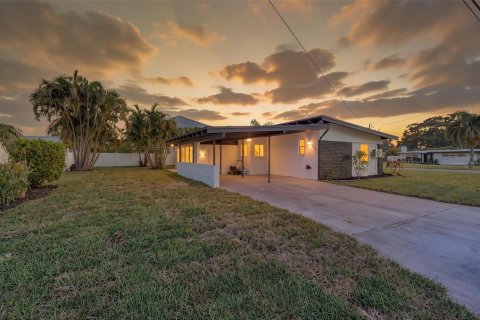 Villa ou maison à vendre à Dunedin, Floride: 3 chambres, 174.28 m2 № 2224522 - photo 2