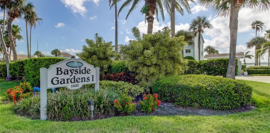 Condo in Clearwater, Florida, 2 bedrooms  № 2364605