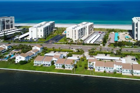 Condo in Clearwater, Florida, 2 bedrooms  № 2364605 - photo 27