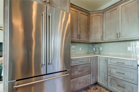 Condo in Clearwater, Florida, 2 bedrooms  № 2364605 - photo 7