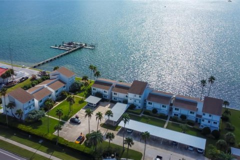 Condo in Clearwater, Florida, 2 bedrooms  № 2364605 - photo 22