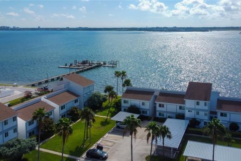 Condo in Clearwater, Florida, 2 bedrooms  № 2364605 - photo 21