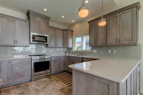 Condo in Clearwater, Florida, 2 bedrooms  № 2364605 - photo 5