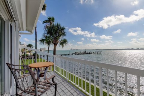 Condo in Clearwater, Florida, 2 bedrooms  № 2364605 - photo 30