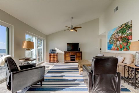 Condo in Clearwater, Florida, 2 bedrooms  № 2364605 - photo 2