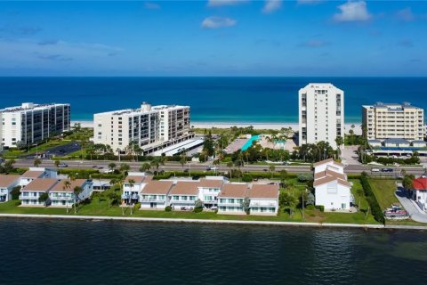 Condo in Clearwater, Florida, 2 bedrooms  № 2364605 - photo 29