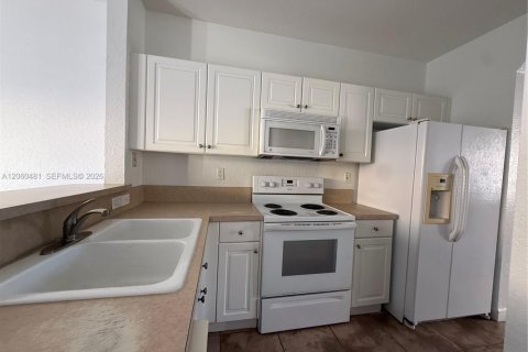 Condo in Homestead, Florida, 3 bedrooms  № 2339867 - photo 22