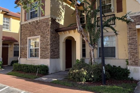 Condo in Homestead, Florida, 3 bedrooms  № 2339867 - photo 18