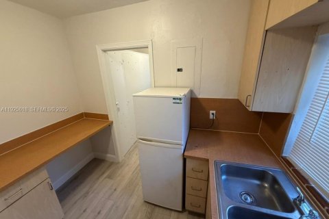 Propiedad comercial en venta en Miami, Florida, 134.24 m2 № 1984157 - foto 15