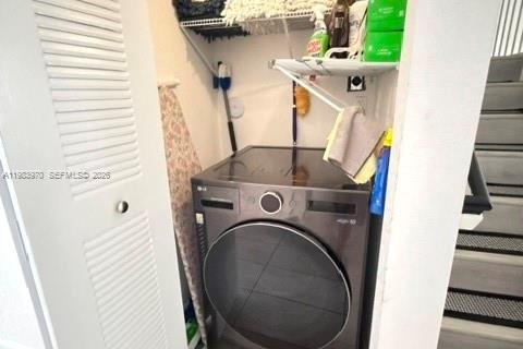 Снять в аренду таунхаус в Флорида-Сити, Флорида 3 спальни, 136.01м2, № 2048556 - фото 11