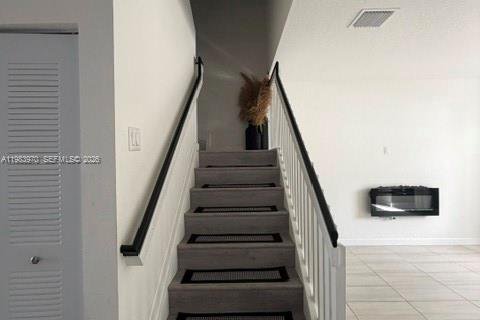 Снять в аренду таунхаус в Флорида-Сити, Флорида 3 спальни, 136.01м2, № 2048556 - фото 20