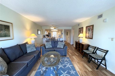 Condo in Punta Gorda, Florida, 2 bedrooms  № 1631487 - photo 8
