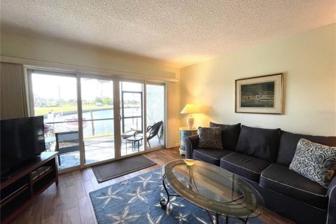 Condo in Punta Gorda, Florida, 2 bedrooms  № 1631487 - photo 25