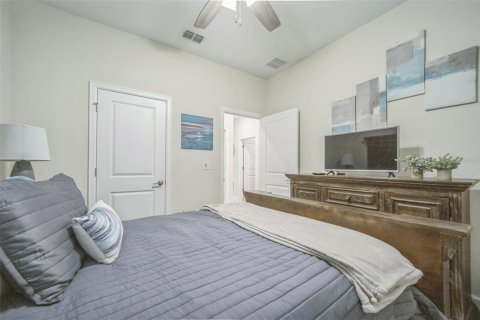 House in Davenport, Florida 3 bedrooms, 183.85 sq.m. № 1680510 - photo 11