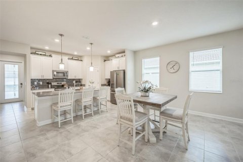 House in Davenport, Florida 3 bedrooms, 183.85 sq.m. № 1680510 - photo 13