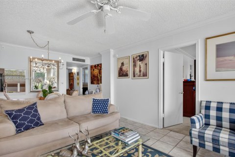 Copropriété à vendre à Oakland Park, Floride: 2 chambres, 90.58 m2 № 2015998 - photo 21